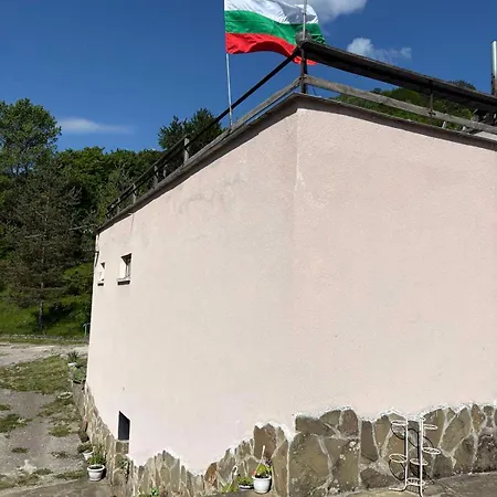 семеен изгрев Hotel *