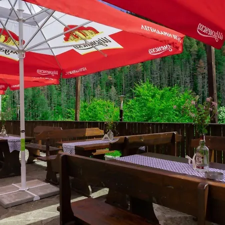 Hotel семеен изгрев Chiflik (Lovech)